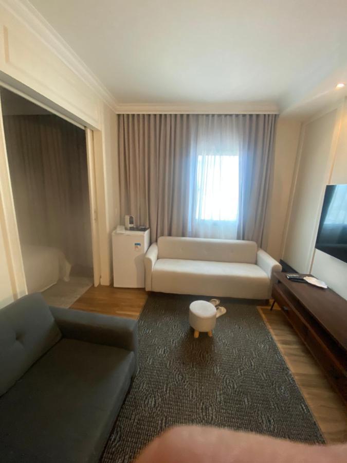 Flat Univer Pamplona Paulista No Jardins Com Cozinha Otima Localizacao 2105 São Paulo